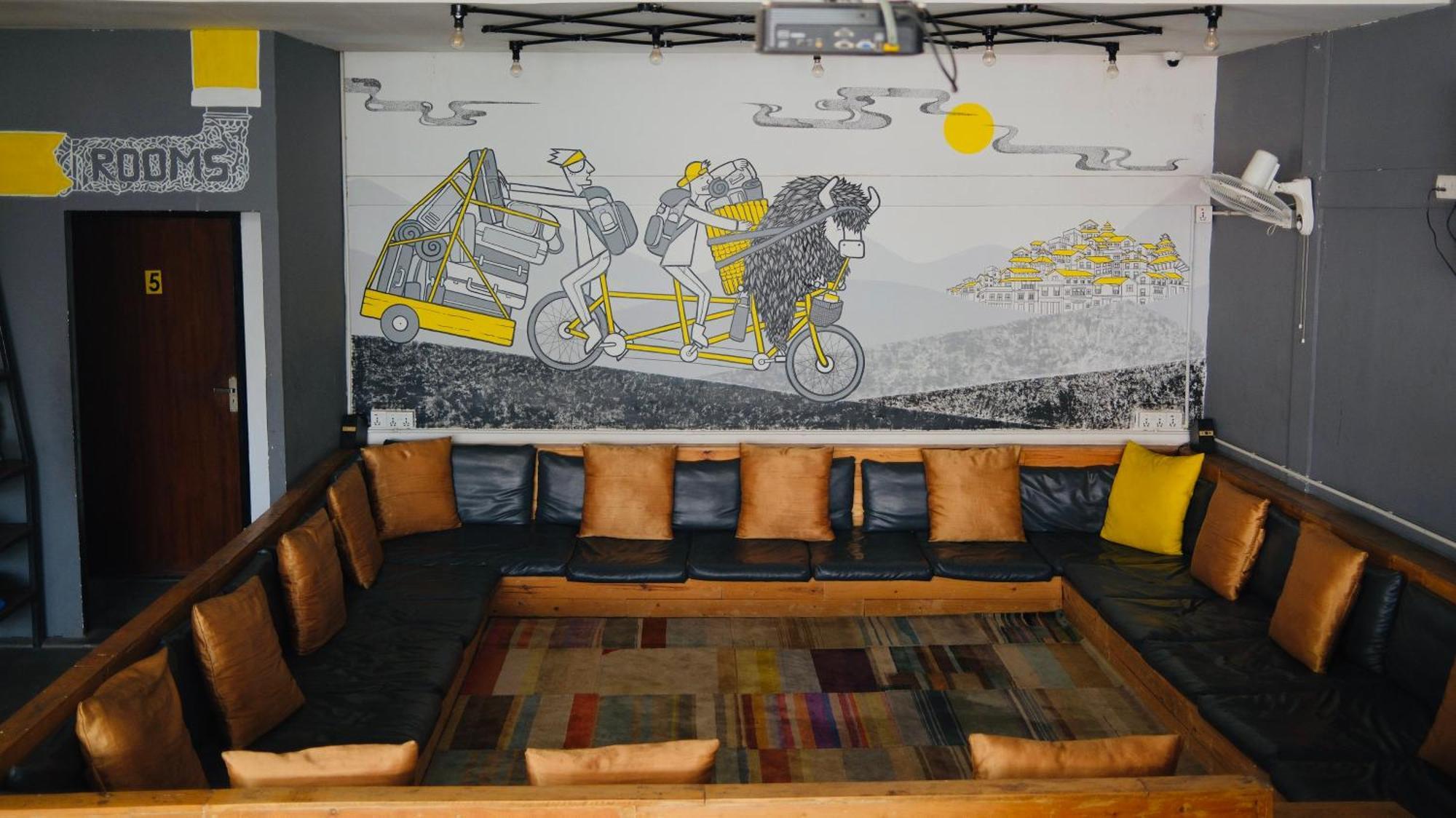 Yakety Yak Hostel Kathmandu Ngoại thất bức ảnh
