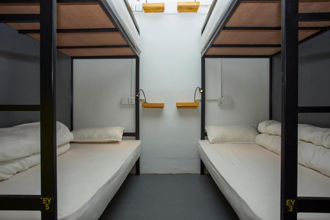 Yakety Yak Hostel Kathmandu Ngoại thất bức ảnh